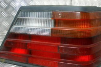 Feu arriere principal droit (feux) MERCEDES 300 W124 Photo n°1