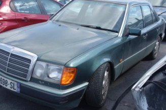 Feu arriere principal droit (feux) MERCEDES 300 W124