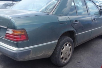 Feu arriere principal droit (feux) MERCEDES 300 W124