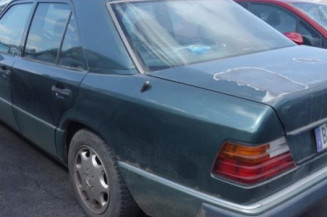 Feu arriere principal droit (feux) MERCEDES 300 W124