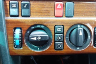 Feu arriere principal droit (feux) MERCEDES 300 W124