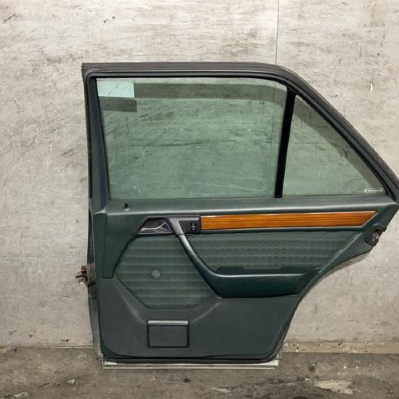 Porte arriere droit MERCEDES 300 W124 Photo n°2