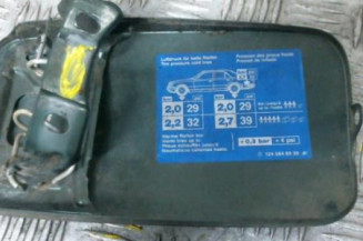 Trappe d'essence MERCEDES 300 W124