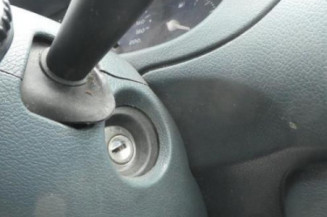 Serrure avant droit RENAULT KANGOO 1