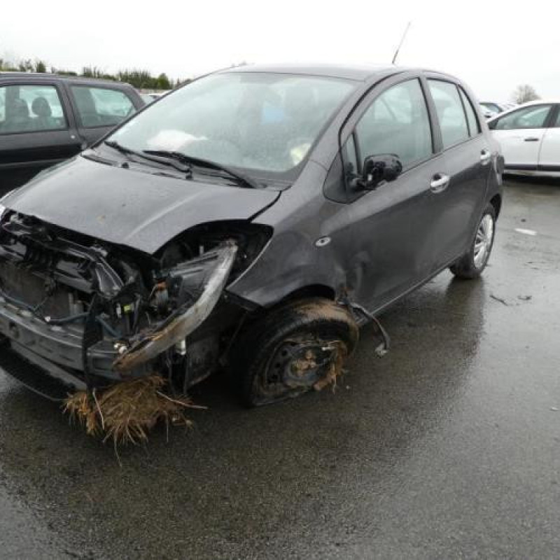 Compteur TOYOTA YARIS 2 Photo n°3