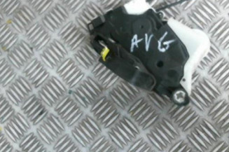 Serrure avant gauche TOYOTA YARIS 2