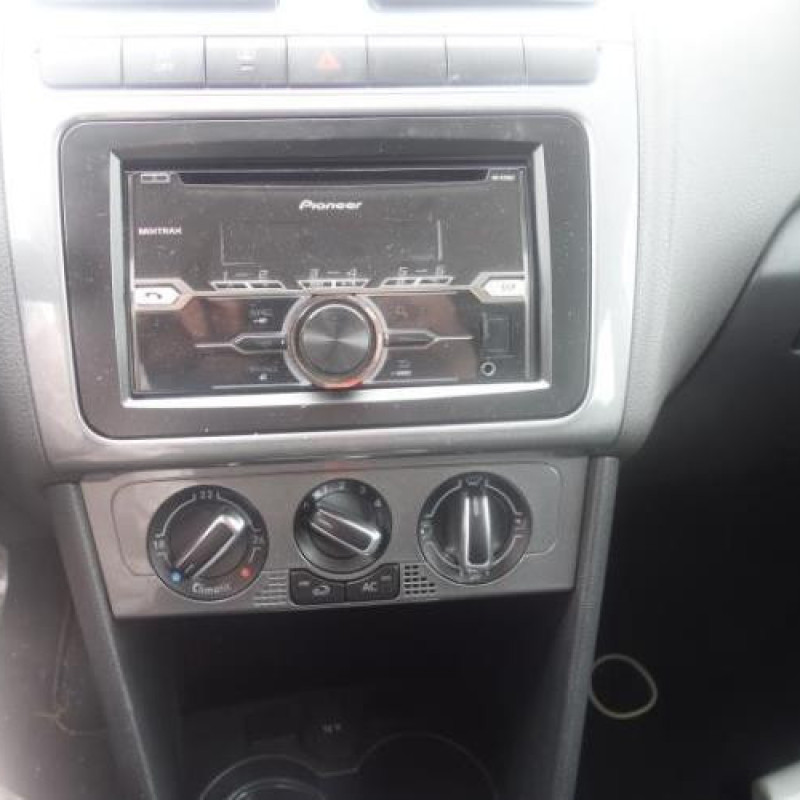 Ceinture arriere droit VOLKSWAGEN POLO 5 Photo n°10