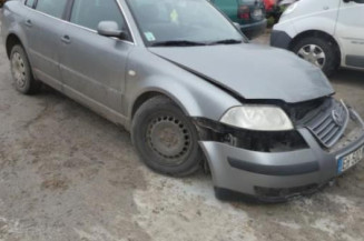 Bloc ABS (freins anti-blocage) VOLKSWAGEN PASSAT 4