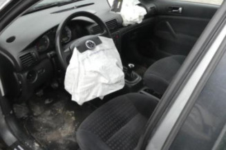 Bloc ABS (freins anti-blocage) VOLKSWAGEN PASSAT 4