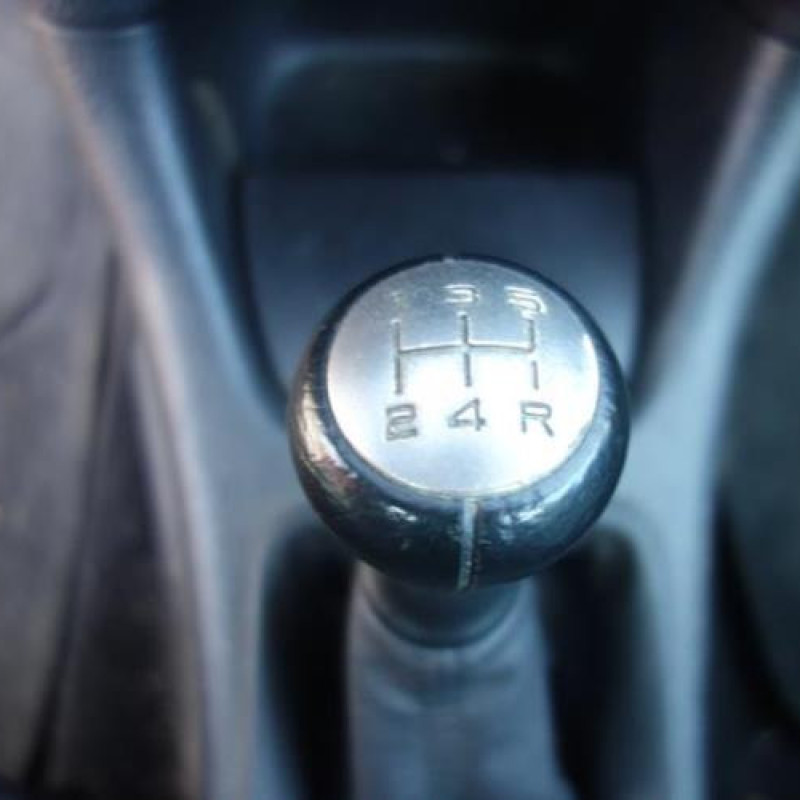 Etrier avant droit (freinage) PEUGEOT 206 Photo n°9