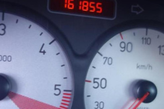 Etrier avant droit (freinage) PEUGEOT 206