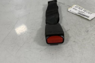 Attache ceinture arriere centrale SUZUKI SPLASH