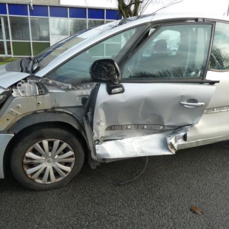 Renfort pare choc avant (traverse) CITROEN C4 PICASSO 1 Photo n°6