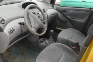 Porte avant gauche TOYOTA YARIS 1