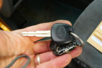 Porte avant gauche TOYOTA YARIS 1