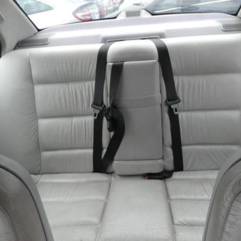 Porte arriere droit BMW SERIE 3 E36 Photo n°9