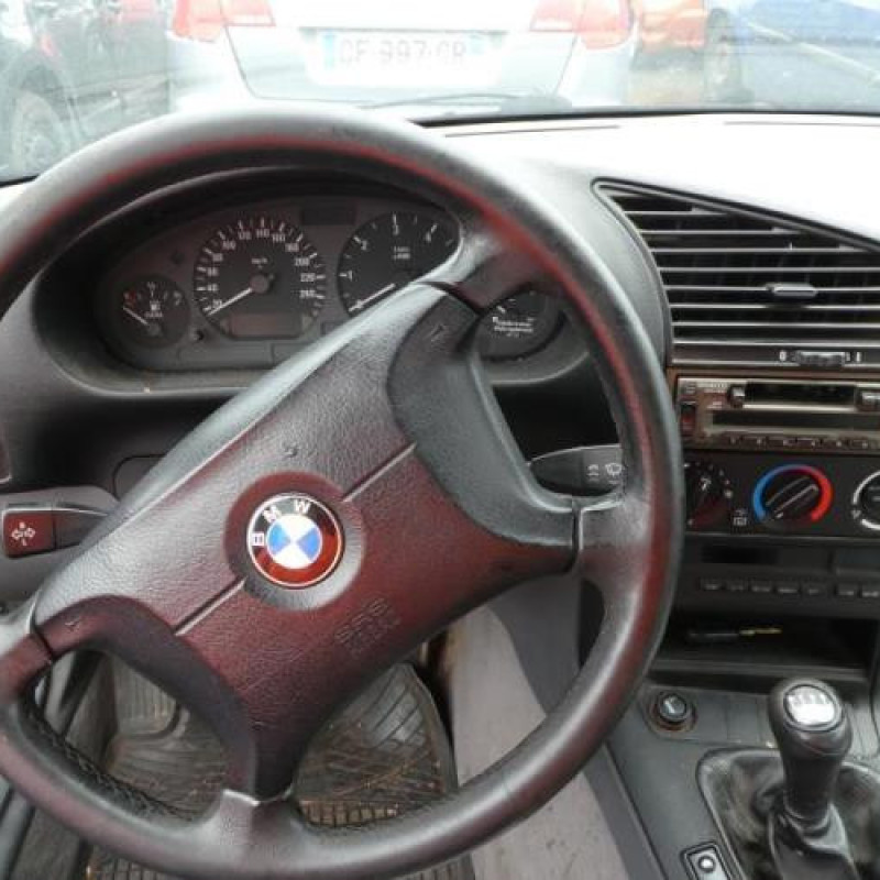 Porte arriere droit BMW SERIE 3 E36 Photo n°10
