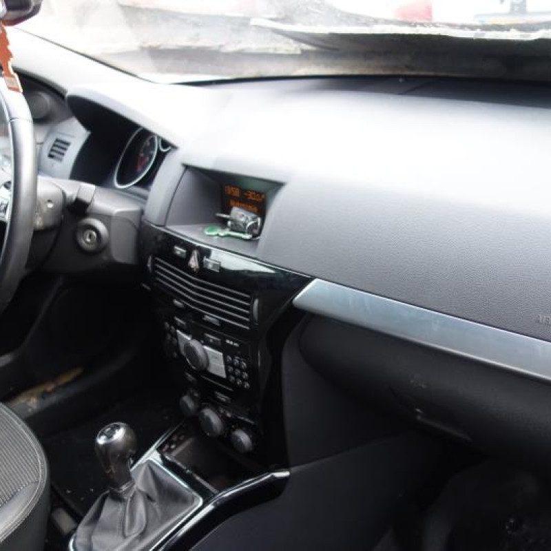 Porte avant droit OPEL ASTRA H Photo n°8