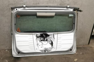 Malle/Hayon arriere VOLKSWAGEN FOX