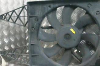Moto ventilateur radiateur VOLKSWAGEN FOX Photo n°1