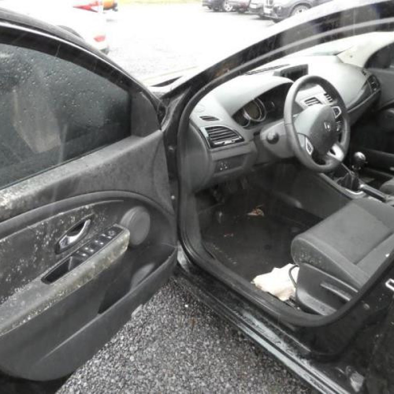 Verin de coffre RENAULT MEGANE 3 Photo n°6