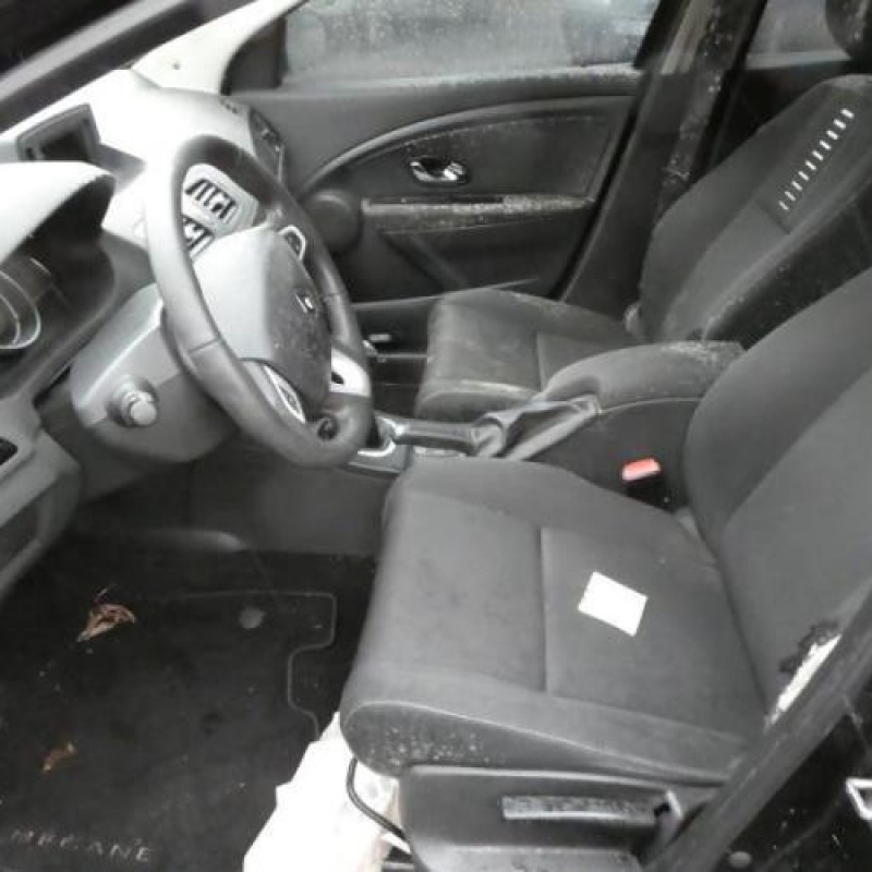 Verin de coffre RENAULT MEGANE 3 Photo n°7