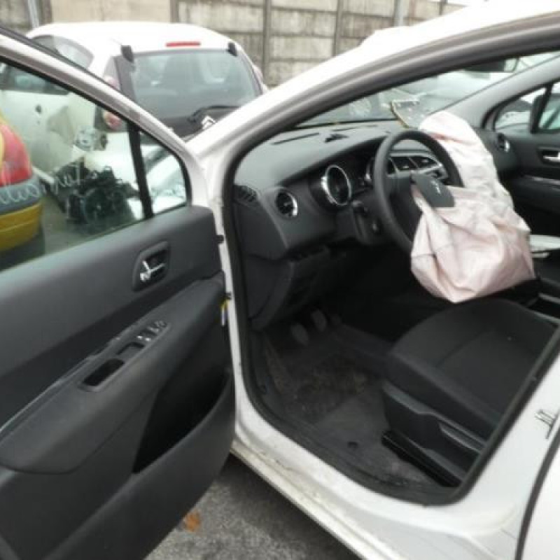 Ceinture arriere gauche PEUGEOT 5008 1 Photo n°8