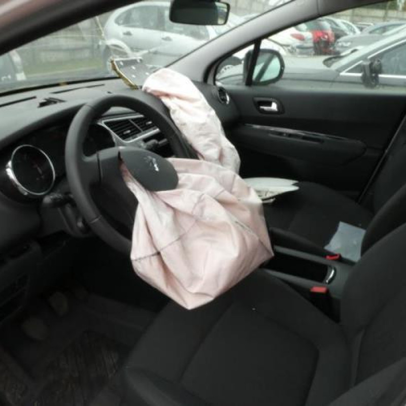 Ceinture arriere gauche PEUGEOT 5008 1 Photo n°11