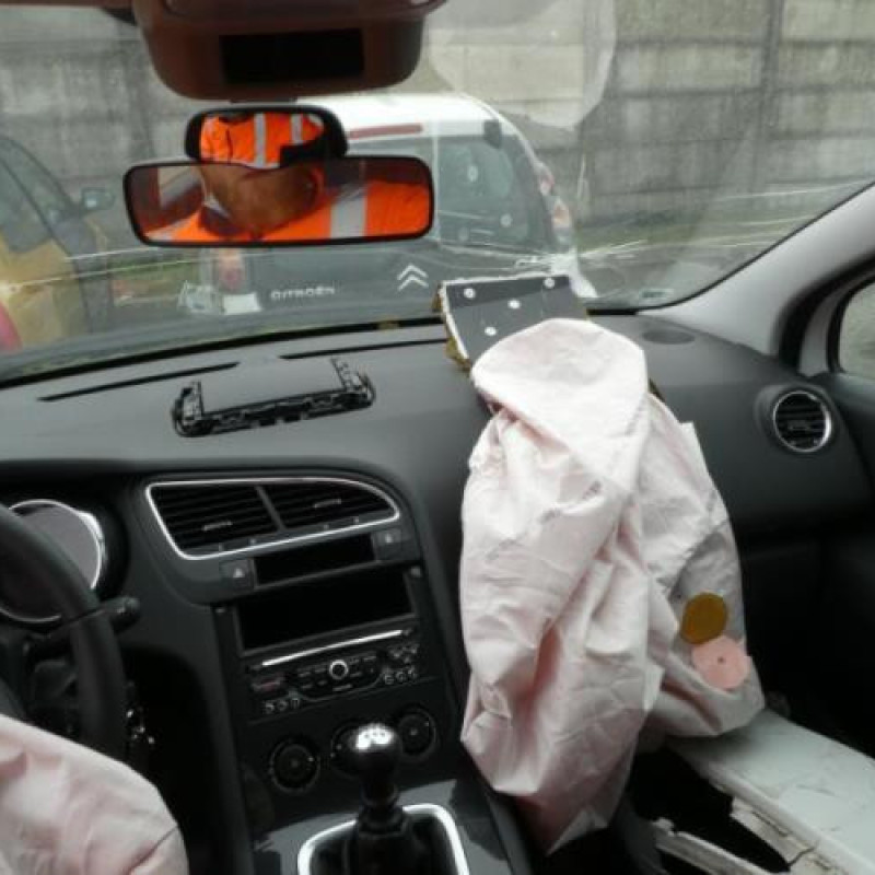 Interrupteur de leve vitre avant droit PEUGEOT 5008 1 Photo n°12
