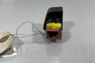 Bouton de warning PEUGEOT 5008 1