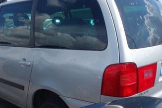 Malle/Hayon arriere SEAT ALHAMBRA 1