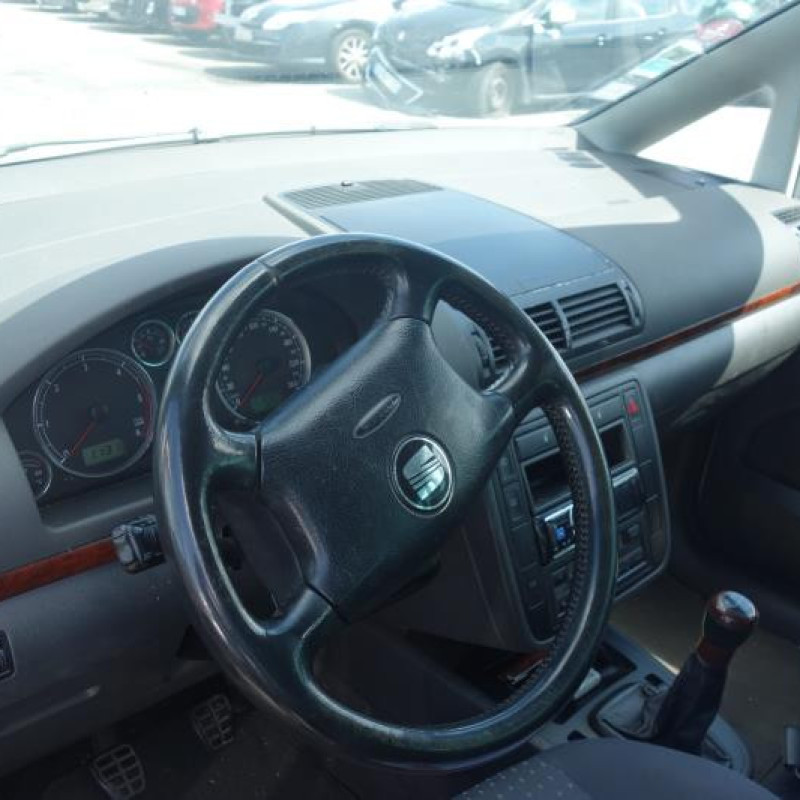 Malle/Hayon arriere SEAT ALHAMBRA 1 Photo n°8