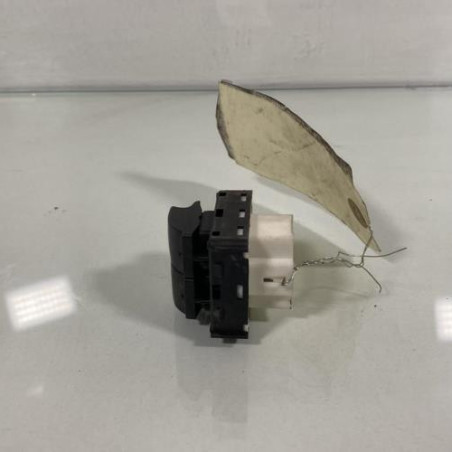 Interrupteur de leve vitre avant gauche CITROEN C4 CACTUS