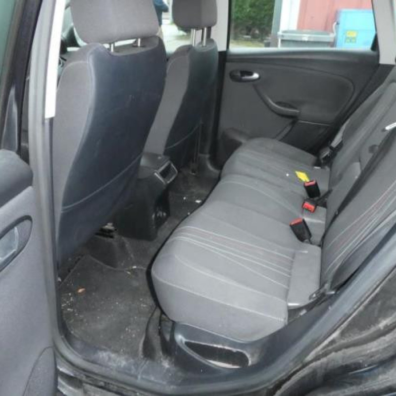 Ceinture arriere gauche SEAT ALTEA Photo n°9