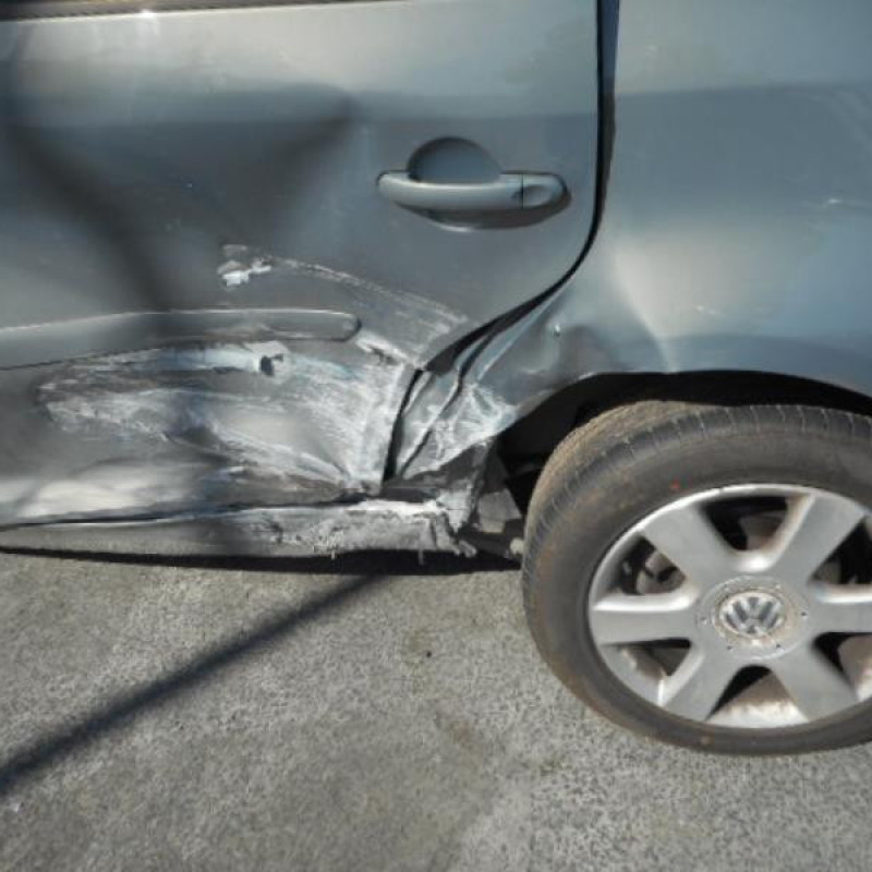 Autoradio d'origine VOLKSWAGEN TOURAN 1 Photo n°8