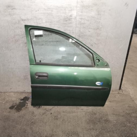 Porte avant droit OPEL CORSA B Photo n°1