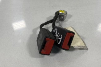 Attache ceinture arriere gauche VOLKSWAGEN POLO 5 Photo n°1