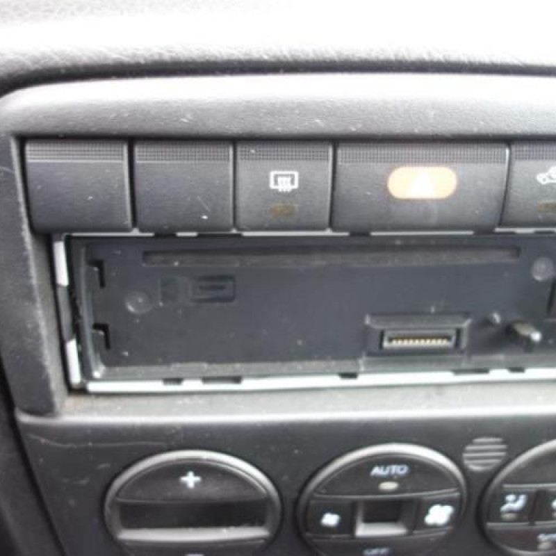 Porte avant droit OPEL VECTRA B Photo n°10