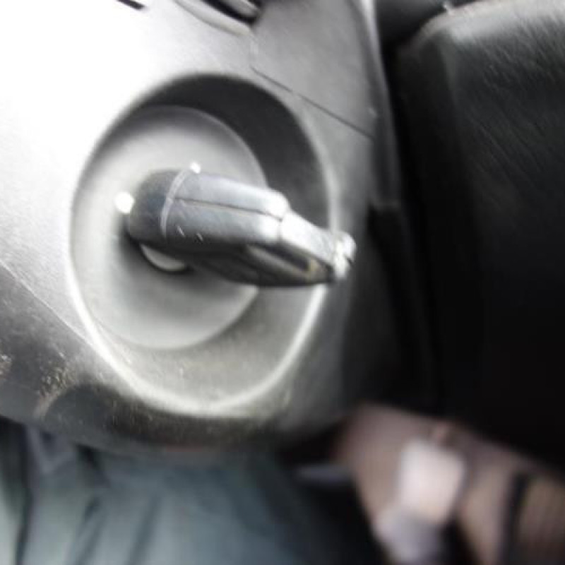 Porte avant droit OPEL VECTRA B Photo n°11
