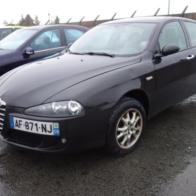 Porte arriere droit ALFA ROMEO 147 Photo n°4