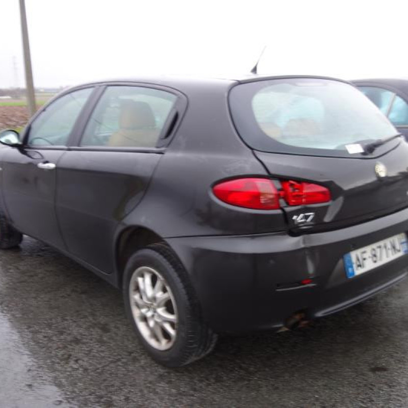 Porte arriere droit ALFA ROMEO 147 Photo n°7