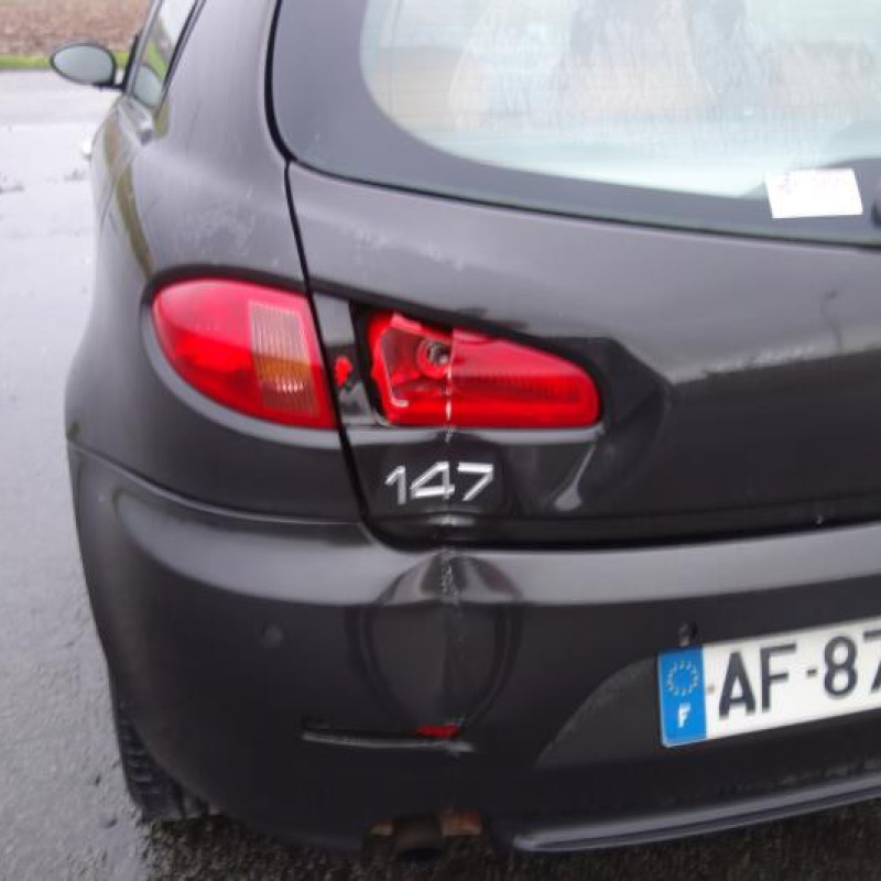 Porte arriere droit ALFA ROMEO 147 Photo n°8
