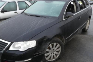 Ceinture arriere gauche VOLKSWAGEN PASSAT 5