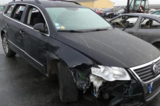Ceinture arriere gauche VOLKSWAGEN PASSAT 5