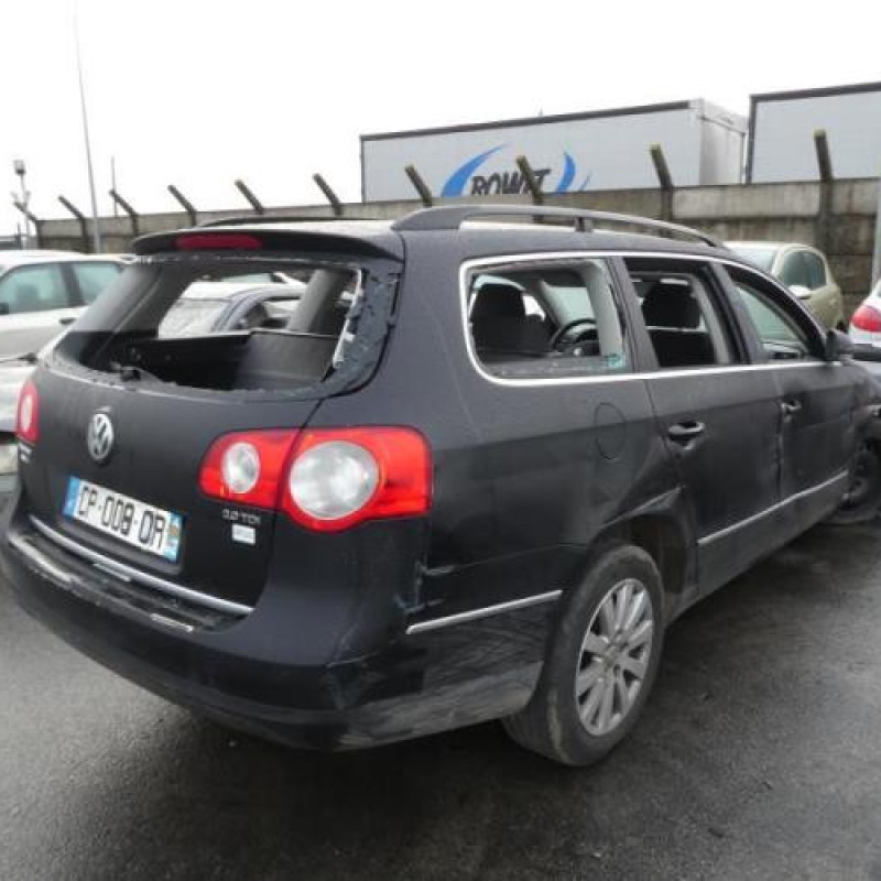 Ceinture arriere gauche VOLKSWAGEN PASSAT 5 Photo n°6