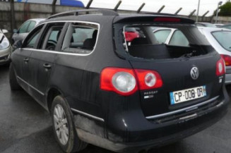 Ceinture arriere gauche VOLKSWAGEN PASSAT 5