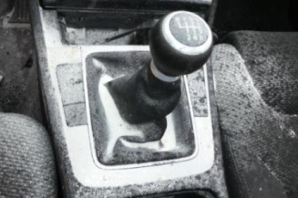 Leve vitre electrique avant droit VOLKSWAGEN PASSAT 5