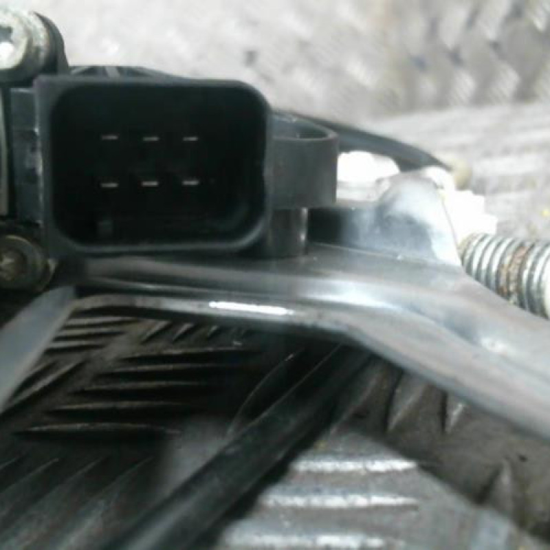 Leve vitre electrique avant droit MERCEDES CLASSE S 220 Photo n°2