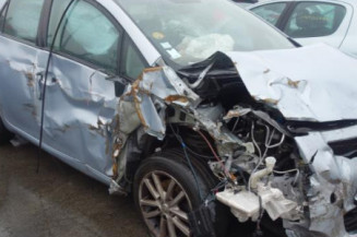 Bras essuie glace arriere TOYOTA AURIS 1