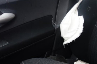 Bras essuie glace arriere TOYOTA AURIS 1